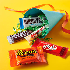 HERSHEY'S Assorted Chocolate Factory Favorites Snack Size Candy, 155 pcs. Hershey's
